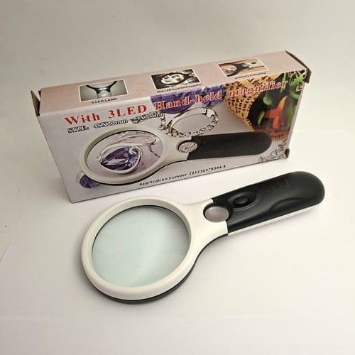 Лупа ручна з підсвіткою Magnifier NO.6902 Size:45*22мм 3*75мм