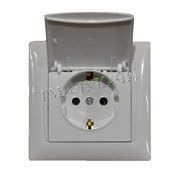 Розетка Luxel 1вн. заз.+кришка PRIMERA (10шт/уп) 3011